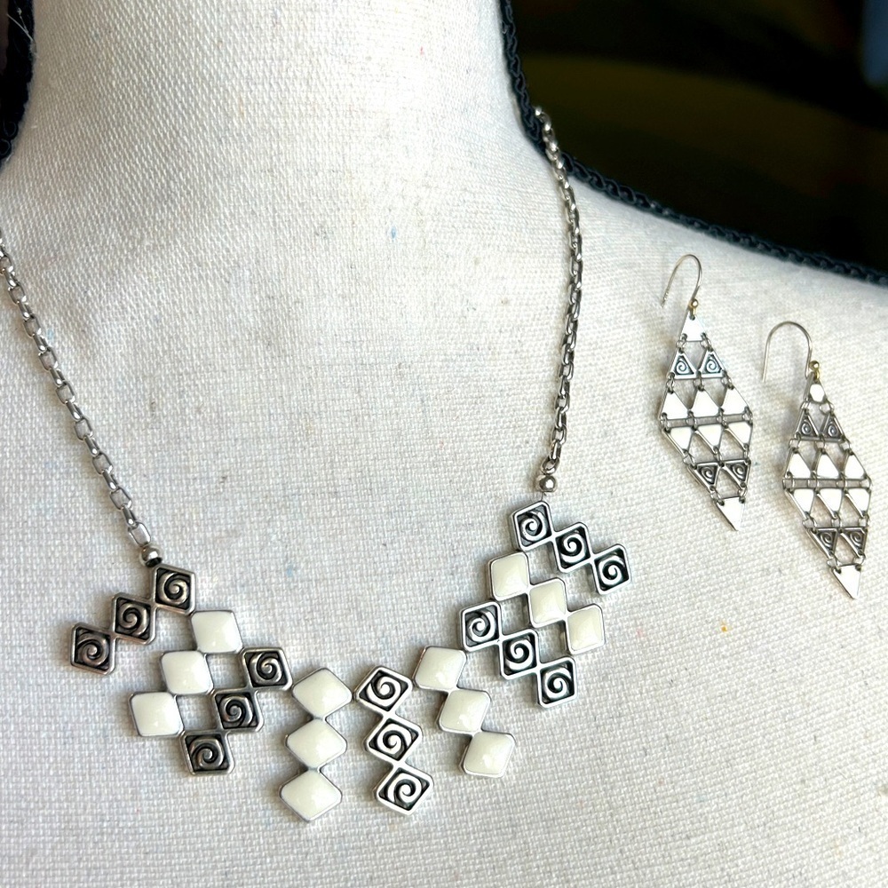 Brighton Lanakai Necklace & Earrings Set Silver Plated White Enamel 18” Chain